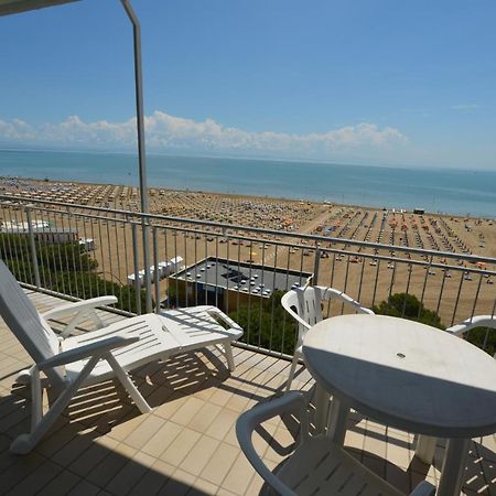 Ferienwohnung Lignano Sabbiadoro Sea Front Exterior foto